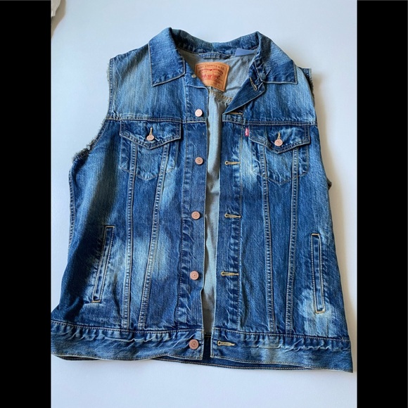 Levi’s Jean Jacket vest - Picture 1 of 1